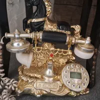 تلفن سلطنتی رومیزی