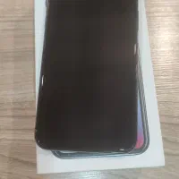 آیفون x  در حد