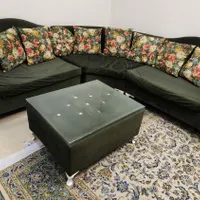 مبل ۵ نفره همراه با میز جلو