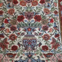 قالی دستباف (نقشه گل زنبق)|فرش|اراک, |دیوار