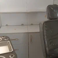 لوازم آرایشگاه|آرایشگاه و سالن‌های زیبایی|کاشمر, |دیوار