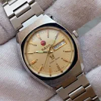 رادو گلدن هورس