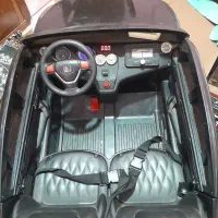 ماشین شارژی دو موتوره کنترل دار