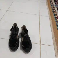 کفش و صندل بچه نو|کیف، کفش، کمربند|رشت, باهنر|دیوار