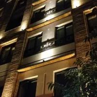 ملک دربست/۶۰۰متر/اداری و مسکونی