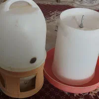 آبخوری و دان خوری و دانه مخصوص مرغ و خروس