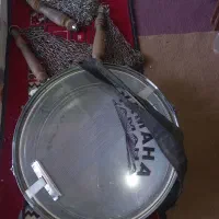 تبل ریز و‌سه عدد زنجیر خوب