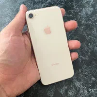 ایفون ۸ ۶۴ گیگ