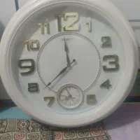 ساعت دیواری