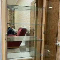 بوفه شیشه ای