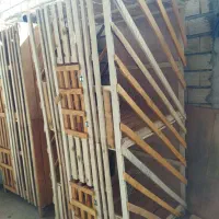 تولیدی// لانه خروس لاری