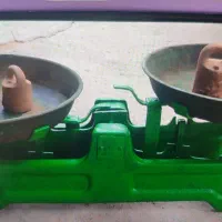 ترازو قدیمی