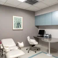لابیاپلاستی.واژینوپلاستی ( متخصص زنان )