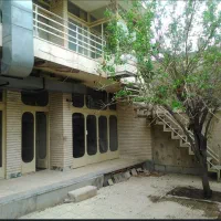 کلنگی۲۰۱مترارتفاع دار درب حیاط ۴تاروپیلوت خ بیسیم