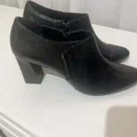 کفش|کیف، کفش، کمربند|رشت, جماران|دیوار