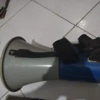 بلندگو