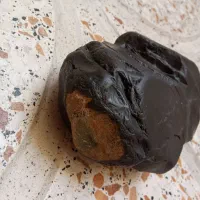 شهاب سنگ کربنی اصل