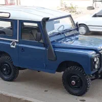 لندرور نیم پاژن مدل ۷۰