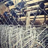 فنس/میلگرد/قوطی/تیرآهن|مصالح و تجهیزات ساختمان|شیراز, شهرک صنعتی شیراز|دیوار