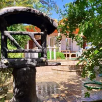 خانه باغ مهریز