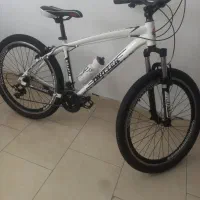 دوچرخه کوهستانی در حد اکبند