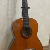 گیتار یاماها C70