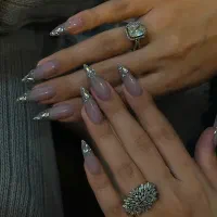 کاشت و آموزش ناخن پودر و ژل حرفه ای