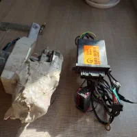 یک دستگاه کلاج برقی|قطعات یدکی و لوازم جانبی|منجیل, |دیوار