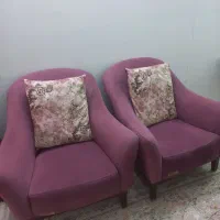 دو عدد مبل تک نفره|مبلمان خانگی و میز عسلی|قم, سالاریه|دیوار