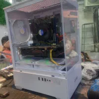 کیس گیمینگ  گرانتی دار وبه شرط کم ترین قیمت