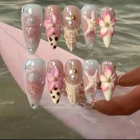 ناخنهای زیبا با دوام با مواد کاشت و طراحی ویژه|آرایشی، بهداشتی، درمانی|جم, |دیوار