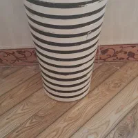 گلدون بزرگ سفالی