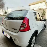 ساندرو اتومات مدل ۱۳۹۷ بدون رنگ بسیار سالم شخصی