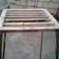 یک چهار پایه بسیار محکم درجه یک