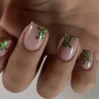 کاشت ناخن.ترمیم.لمینت.ژلیش|خدمات آرایشگری و زیبایی|سبزوار, پاسداران|دیوار