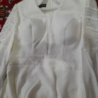 لباس عروس و کت وشلوار سفید|لباس|آران و بیدگل, |دیوار