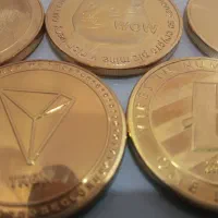 بیت کوئین و دیگر ارزها|کلکسیون سکه، تمبر، اسکناس|الیگودرز, |دیوار