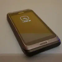 نوکیا E7