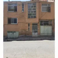 منزل-ویلایی-دوطبقه-حاشیه-خیابان-اصلی-ابن-یمین