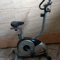 دوچرخه ثابت خانگی