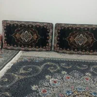 یک نخته فرش 4 متری و 4 عدد پشتی سرمه ای|فرش|تهران, فلاح|دیوار