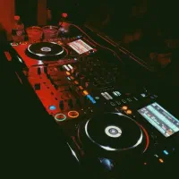 دیجی پر انرژی(خانوم)