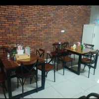 کار در باغ عمارت