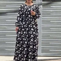 ساحلی بلند گل بابونه نخی کشور ترکمنستان