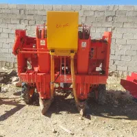 سیب زمینی کار تراکتور