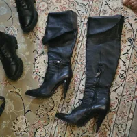 دو جفت کفش چرم زنانه سایز ۳۸