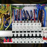 تعمیرات سیم کشی و برق صنعتی