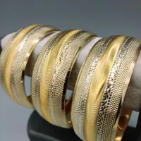 تکپوش مدرنا وزن ۱۰.۰۹۰ طلا بدون اجرت