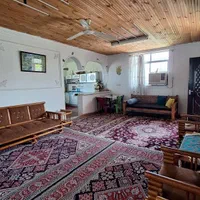 خونه باغ ۵ کیلومتری رشت در مسیر دریا|اجارهٔ کوتاه‌مدت ویلا و باغ|رشت, پیله داربن|دیوار