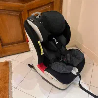 صندلی ماشین فیکشن سوئیس کاملا مناسب سیسمونی|تخت و صندلی بچه|تهران, حر|دیوار